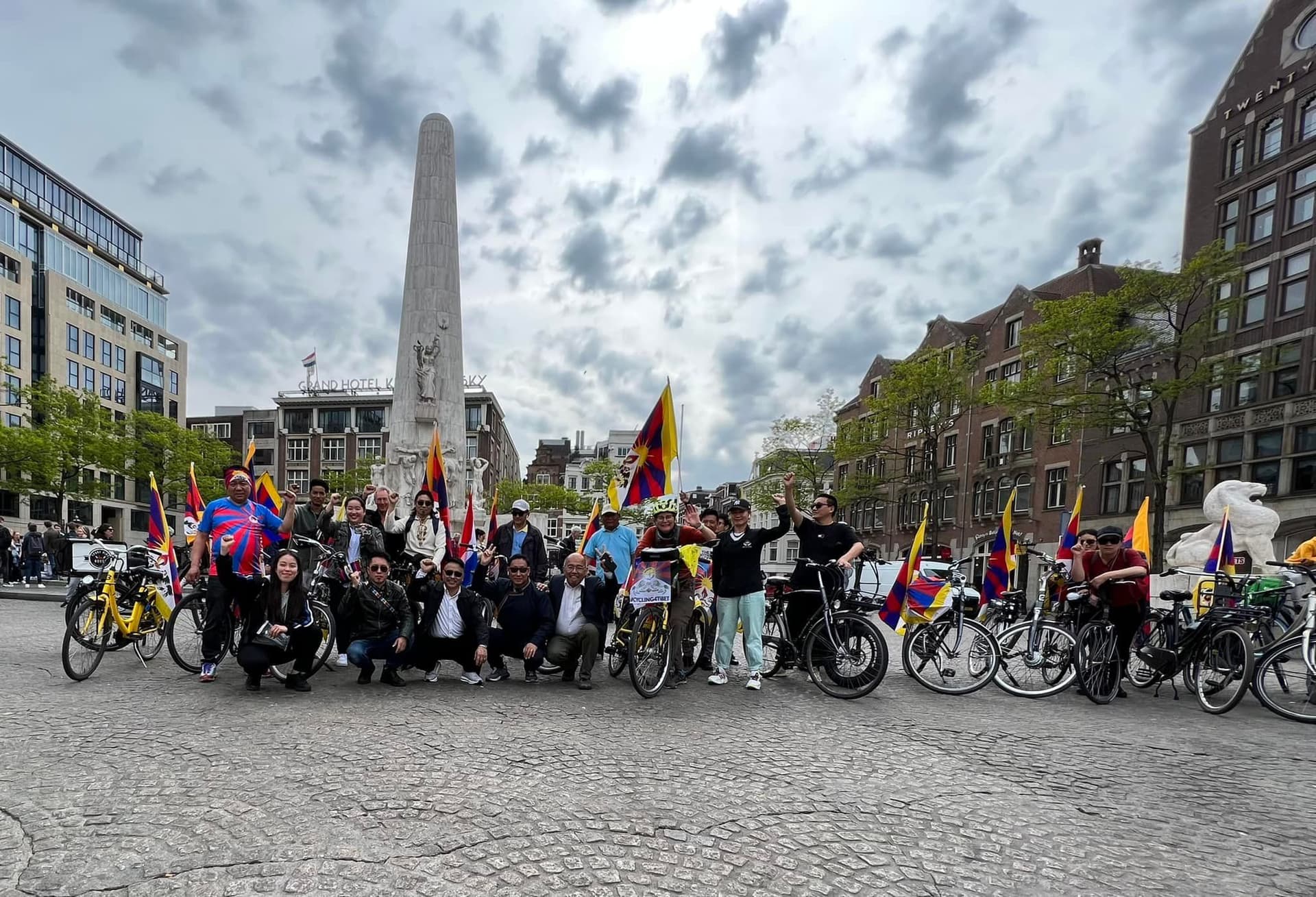Cycling with Eva van Tulden